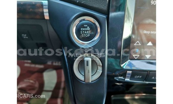 Buy Import Toyota Land Cruiser White Car in Import - Dubai in Central Kenya Buy Import Toyota Land Cruiser White Car in Import - Dubai in Central Kenya