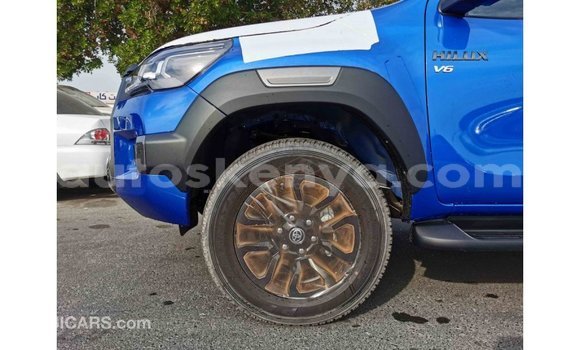 Buy Import Toyota Hilux Blue Car in Import - Dubai in Central Kenya Buy Import Toyota Hilux Blue Car in Import - Dubai in Central Kenya