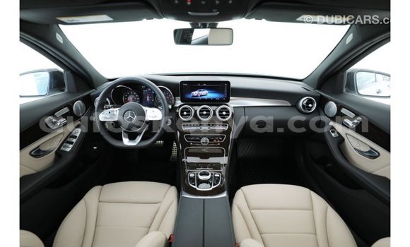 Nunua Imported Mercedes‒Benz 1117 Nyeupe Lori ndani ya Import - Dubai nchini Kati Kenya Nunua Imported Mercedes‒Benz 1117 Nyeupe Lori ndani ya Import - Dubai nchini Kati Kenya