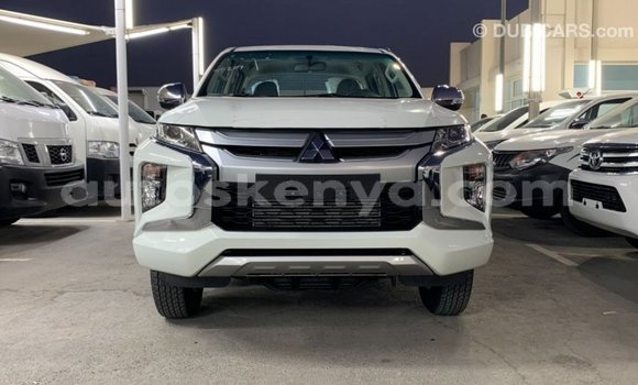 Buy Import Mitsubishi L200 White Car in Import - Dubai in Central Kenya Buy Import Mitsubishi L200 White Car in Import - Dubai in Central Kenya