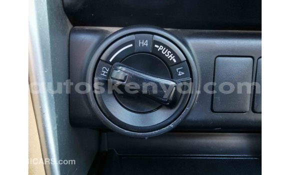 Imported Toyota Fortuner White Makiinaa iti Import - Dubai keessatti Central Kenya keessatti Imported Toyota Fortuner White Makiinaa iti Import - Dubai keessatti Central Kenya keessatti