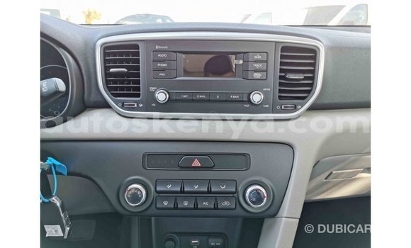 Imported Kia Sportage White Makiinaa iti Import - Dubai keessatti Central Kenya keessatti Imported Kia Sportage White Makiinaa iti Import - Dubai keessatti Central Kenya keessatti