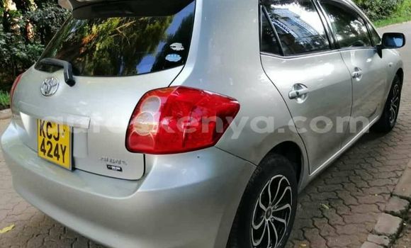 Oofamaa Toyota Auris Silver Makiinaa iti Athi River keessatti Nairobi keessatti Oofamaa Toyota Auris Silver Makiinaa iti Athi River keessatti Nairobi keessatti