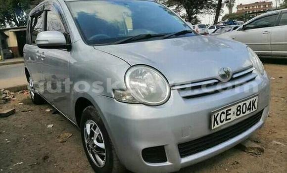 Nunua Ilio tumika Toyota Sienta Fedha Gari ndani ya Mto Athi nchini Nairobi