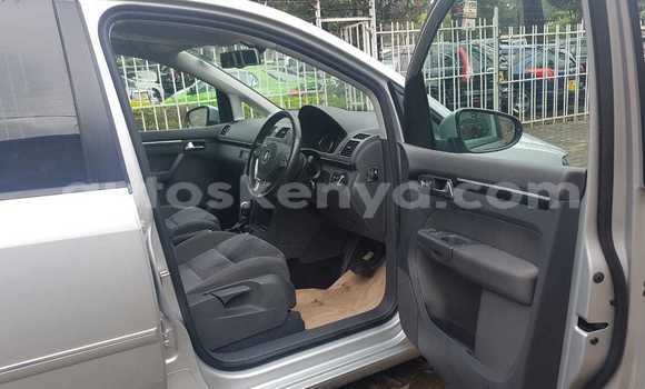 Nunua Imported Volkswagen Touran Fedha Gari ndani ya Nairobi nchini Nairobi Nunua Imported Volkswagen Touran Fedha Gari ndani ya Nairobi nchini Nairobi