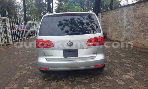 Nunua Imported Volkswagen Touran Fedha Gari ndani ya Nairobi nchini Nairobi Nunua Imported Volkswagen Touran Fedha Gari ndani ya Nairobi nchini Nairobi