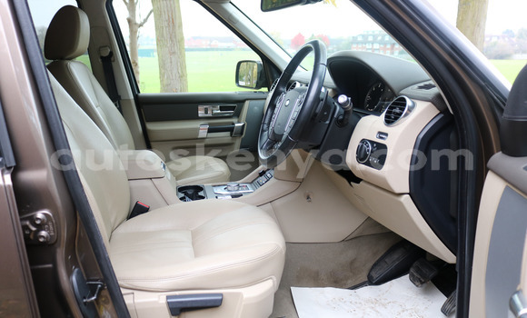 Nunua Imported Land Rover Discovery Beige Gari ndani ya Nairobi nchini Nairobi Nunua Imported Land Rover Discovery Beige Gari ndani ya Nairobi nchini Nairobi