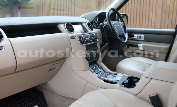 Nunua Imported Land Rover Discovery Beige Gari ndani ya Nairobi nchini Nairobi Nunua Imported Land Rover Discovery Beige Gari ndani ya Nairobi nchini Nairobi