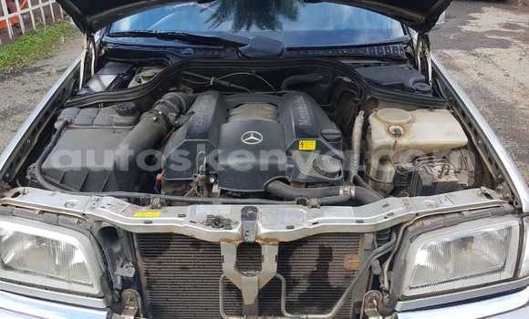 Nunua Ilio tumika Mercedes-Benz C-Classe Fedha Gari ndani ya Nairobi nchini Nairobi Nunua Ilio tumika Mercedes-Benz C-Classe Fedha Gari ndani ya Nairobi nchini Nairobi