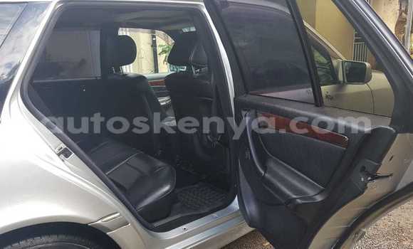 Nunua Ilio tumika Mercedes-Benz C-Classe Fedha Gari ndani ya Nairobi nchini Nairobi Nunua Ilio tumika Mercedes-Benz C-Classe Fedha Gari ndani ya Nairobi nchini Nairobi