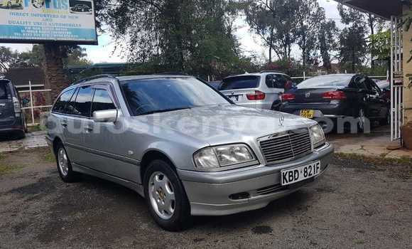 Nunua Ilio tumika Mercedes-Benz C-Classe Fedha Gari ndani ya Nairobi nchini Nairobi Nunua Ilio tumika Mercedes-Benz C-Classe Fedha Gari ndani ya Nairobi nchini Nairobi