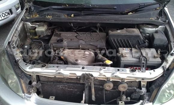 Nunua Ilio tumika Toyota Ipsum Fedha Gari ndani ya Nairobi nchini Nairobi Nunua Ilio tumika Toyota Ipsum Fedha Gari ndani ya Nairobi nchini Nairobi