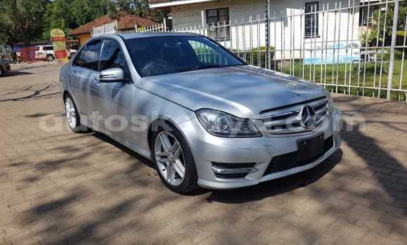 Nunua Imported Mercedes-Benz C-Classe Fedha Gari ndani ya Nairobi nchini Nairobi Nunua Imported Mercedes-Benz C-Classe Fedha Gari ndani ya Nairobi nchini Nairobi