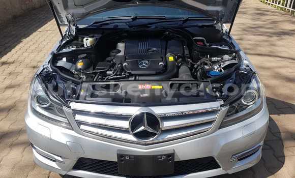 Nunua Imported Mercedes-Benz C-Classe Fedha Gari ndani ya Nairobi nchini Nairobi Nunua Imported Mercedes-Benz C-Classe Fedha Gari ndani ya Nairobi nchini Nairobi