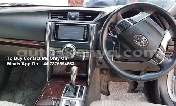 Nunua Ilio tumika Toyota Mark X Fedha Gari ndani ya Nairobi nchini Nairobi Nunua Ilio tumika Toyota Mark X Fedha Gari ndani ya Nairobi nchini Nairobi