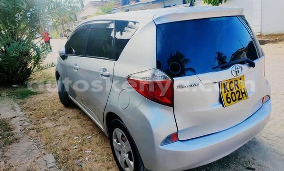 Nunua Ilio tumika Toyota Ractis Fedha Gari ndani ya Mto Athi nchini Nairobi Nunua Ilio tumika Toyota Ractis Fedha Gari ndani ya Mto Athi nchini Nairobi