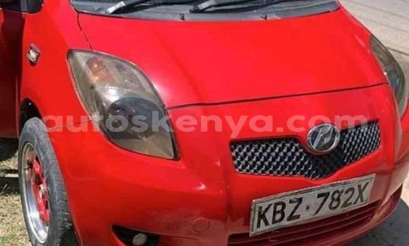 Nunua Ilio tumika Toyota Vitz Nyekundu Gari ndani ya Mto Athi nchini Nairobi