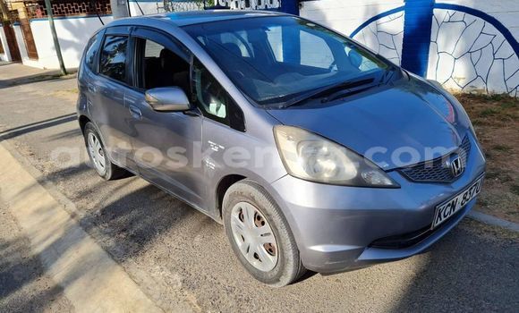 Nunua Ilio tumika Honda Fit Fedha Gari ndani ya Mto Athi nchini Nairobi Nunua Ilio tumika Honda Fit Fedha Gari ndani ya Mto Athi nchini Nairobi