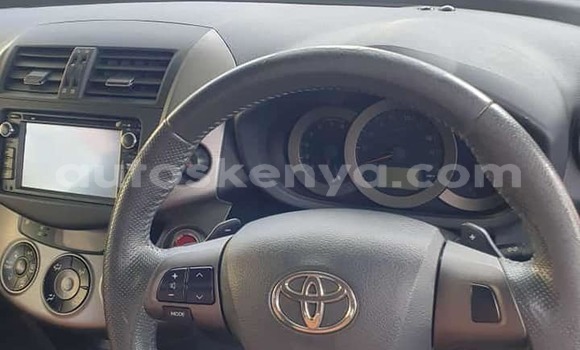 Nunua Ilio tumika Toyota Vanguard Nyeupe Gari ndani ya Mombasa nchini Kenya ya Pwani Nunua Ilio tumika Toyota Vanguard Nyeupe Gari ndani ya Mombasa nchini Kenya ya Pwani