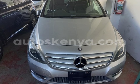 Nunua Ilio tumika Mercedes‒Benz B-klasse Fedha Gari ndani ya Mto Athi nchini Nairobi Nunua Ilio tumika Mercedes‒Benz B-klasse Fedha Gari ndani ya Mto Athi nchini Nairobi