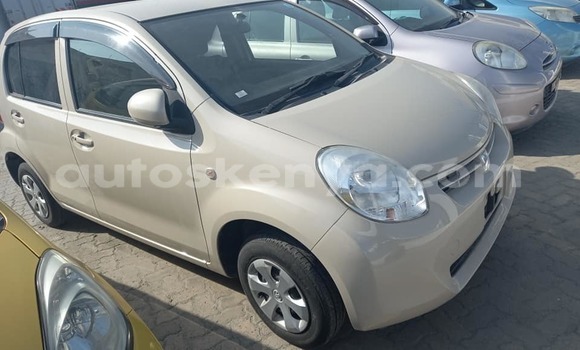 Nunua Ilio tumika Toyota Passo Nyeupe Gari ndani ya Mto Athi nchini Nairobi