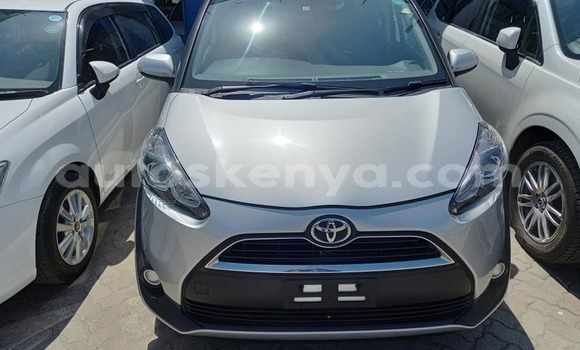 Nunua Ilio tumika Toyota Sienta Fedha Gari ndani ya Mto Athi nchini Nairobi Nunua Ilio tumika Toyota Sienta Fedha Gari ndani ya Mto Athi nchini Nairobi