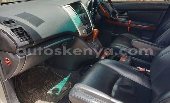 Oofamaa Lexus RX 300 Silver Makiinaa iti Nairobi keessatti Nairobi keessatti Oofamaa Lexus RX 300 Silver Makiinaa iti Nairobi keessatti Nairobi keessatti