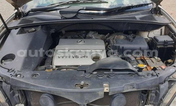 Oofamaa Lexus RX 300 Silver Makiinaa iti Nairobi keessatti Nairobi keessatti Oofamaa Lexus RX 300 Silver Makiinaa iti Nairobi keessatti Nairobi keessatti
