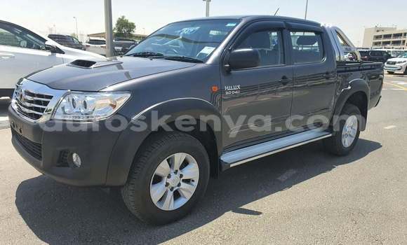 Nunua Imported Toyota Hillux Nyeusi Lori ndani ya Eldoret nchini Bonde la Ufafanuzi Nunua Imported Toyota Hillux Nyeusi Lori ndani ya Eldoret nchini Bonde la Ufafanuzi