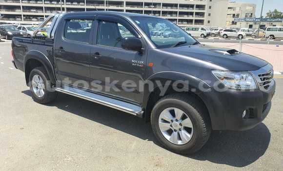 Nunua Imported Toyota Hillux Nyeusi Lori ndani ya Eldoret nchini Bonde la Ufafanuzi Nunua Imported Toyota Hillux Nyeusi Lori ndani ya Eldoret nchini Bonde la Ufafanuzi
