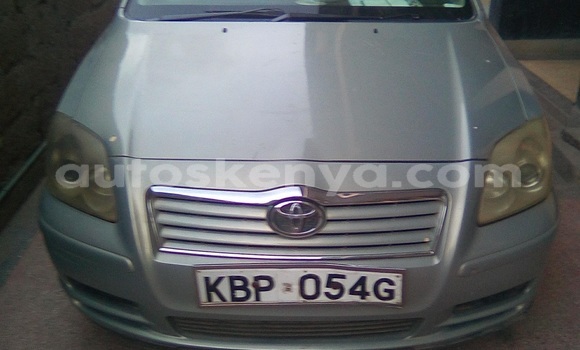 Nunua Ilio tumika Toyota Avensis Fedha Gari ndani ya Kitengela nchini Nairobi