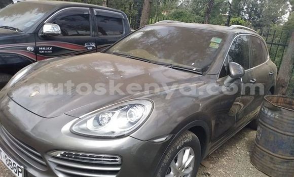 Oofamaa Porsche Cayenne Other Makiinaa iti Nairobi keessatti Nairobi keessatti
