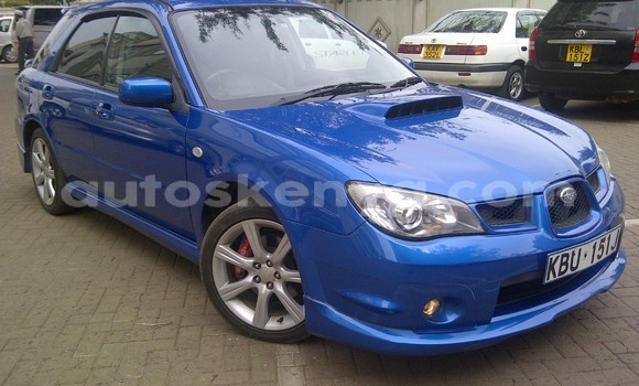 Oofamaa Subaru Impreza WRX Blue Makiinaa iti Voi keessatti Coastal Kenya keessatti Oofamaa Subaru Impreza WRX Blue Makiinaa iti Voi keessatti Coastal Kenya keessatti