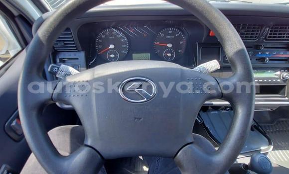 Buy New Jinbei Haise White Car in Nairobi in Nairobi Buy New Jinbei Haise White Car in Nairobi in Nairobi