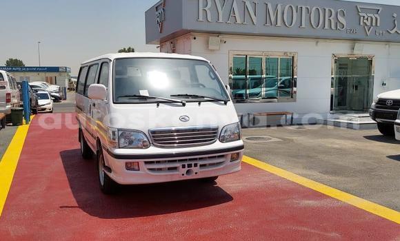 Buy New Jinbei Haise White Car in Nairobi in Nairobi Buy New Jinbei Haise White Car in Nairobi in Nairobi