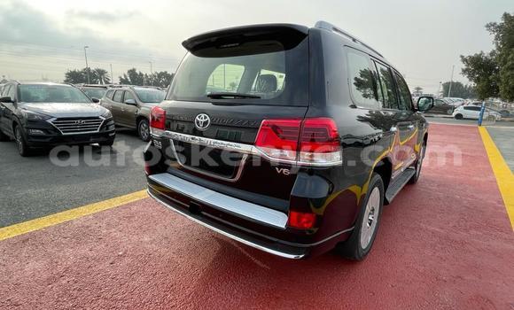 Buy New Toyota Land Cruiser Black Car in Nairobi in Nairobi Buy New Toyota Land Cruiser Black Car in Nairobi in Nairobi