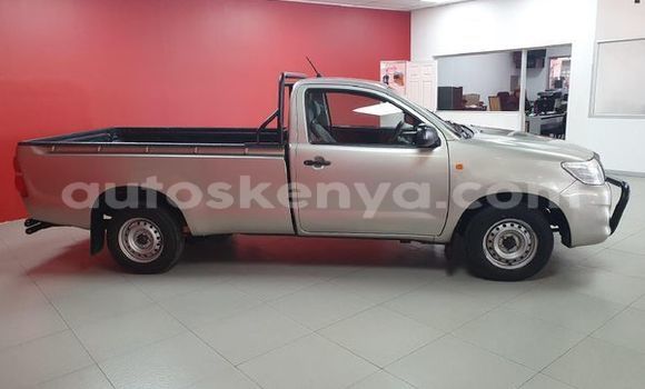 Nunua Ilio tumika Toyota Hilux Fedha Gari ndani ya Bute nchini Kaskazini Mashariki mwa Kenya Nunua Ilio tumika Toyota Hilux Fedha Gari ndani ya Bute nchini Kaskazini Mashariki mwa Kenya