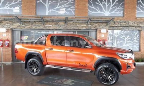 Nunua Ilio tumika Toyota Hilux Brown Gari ndani ya Bute nchini Kaskazini Mashariki mwa Kenya Nunua Ilio tumika Toyota Hilux Brown Gari ndani ya Bute nchini Kaskazini Mashariki mwa Kenya