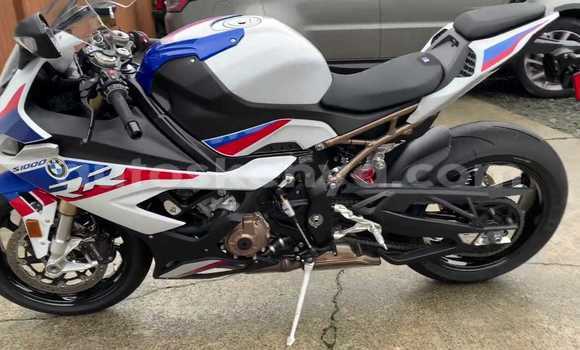 Nunua Ilio tumika BMW S 1000 Nyingine Bike ndani ya Nairobi nchini Nairobi Nunua Ilio tumika BMW S 1000 Nyingine Bike ndani ya Nairobi nchini Nairobi