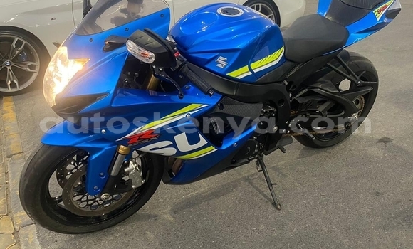 Oofamaa Suzuki GSX–R Blue Doqdoqqee iti Nairobi keessatti Nairobi keessatti