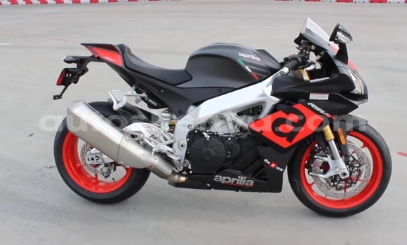 Nunua Ilio tumika Aprilia RSV Nyeusi Bike ndani ya Nairobi nchini Nairobi