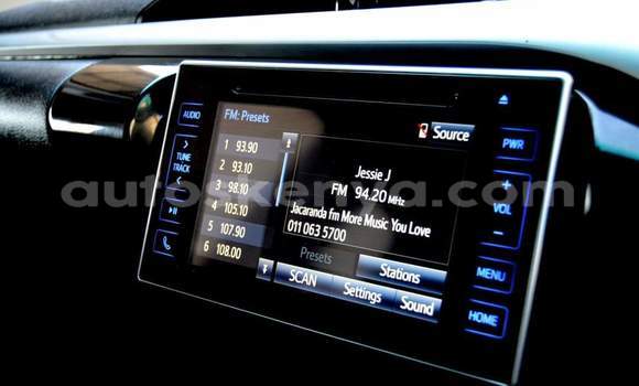 Nunua Ilio tumika Toyota Hilux Nyeupe Gari ndani ya Nairobi nchini Nairobi Nunua Ilio tumika Toyota Hilux Nyeupe Gari ndani ya Nairobi nchini Nairobi