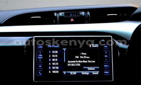 Nunua Ilio tumika Toyota Hilux Nyeupe Gari ndani ya Nairobi nchini Nairobi Nunua Ilio tumika Toyota Hilux Nyeupe Gari ndani ya Nairobi nchini Nairobi