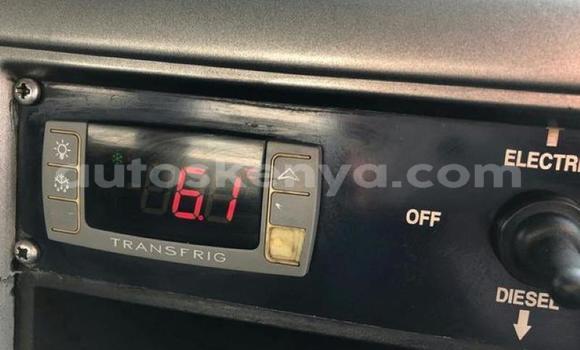 Oofamaa Nissan UD White Netiree iti Nyamira keessatti Nyanza keessatti Oofamaa Nissan UD White Netiree iti Nyamira keessatti Nyanza keessatti