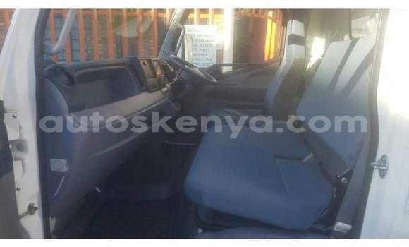 Nunua Ilio tumika Mitsubishi Fuso Nyeupe Lori ndani ya Nairobi nchini Nairobi Nunua Ilio tumika Mitsubishi Fuso Nyeupe Lori ndani ya Nairobi nchini Nairobi