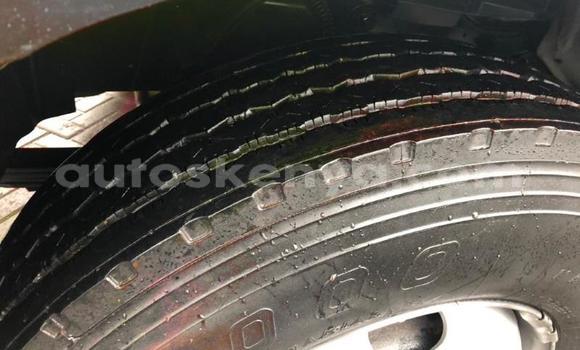 Nunua Ilio tumika Hino 300 Series Nyeupe Lori ndani ya Nairobi nchini Nairobi Nunua Ilio tumika Hino 300 Series Nyeupe Lori ndani ya Nairobi nchini Nairobi