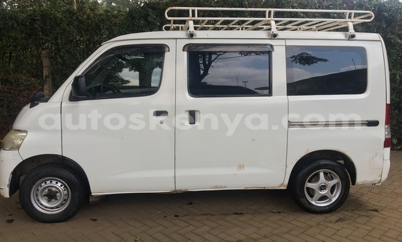 Nunua Ilio tumika Toyota Town Ace Nyeupe Gari ndani ya Nairobi nchini Nairobi