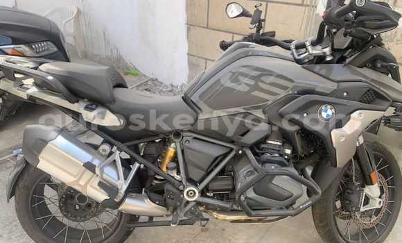 Oofamaa BMW GS Black Doqdoqqee iti Nairobi keessatti Nairobi keessatti
