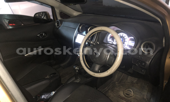 Oofamaa Nissan Note Beige Makiinaa iti Mombasa keessatti Coastal Kenya keessatti Oofamaa Nissan Note Beige Makiinaa iti Mombasa keessatti Coastal Kenya keessatti