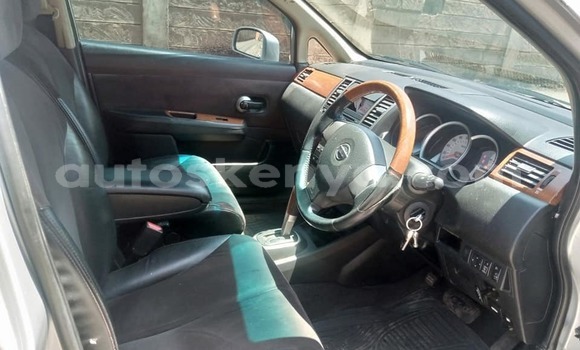 Oofamaa Nissan tiida Silver Makiinaa iti Nairobi keessatti Nairobi keessatti Oofamaa Nissan tiida Silver Makiinaa iti Nairobi keessatti Nairobi keessatti